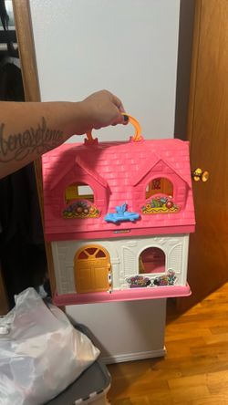 Little people house