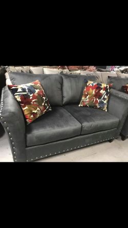 Brand new sofa and Loveseat