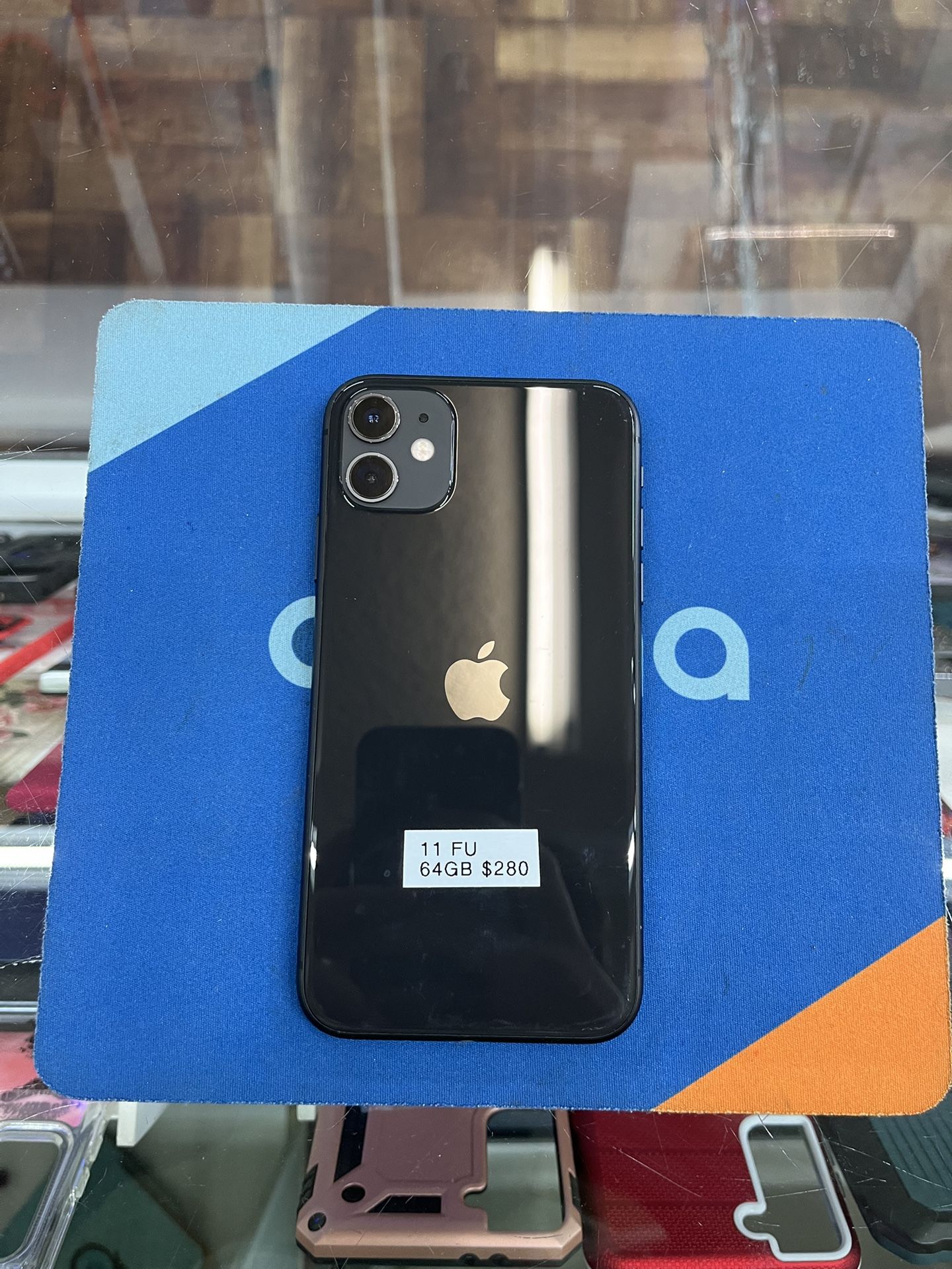 IPHONE 11 FULLY UNLOCKED