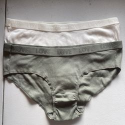 Love Underwear’s Size L