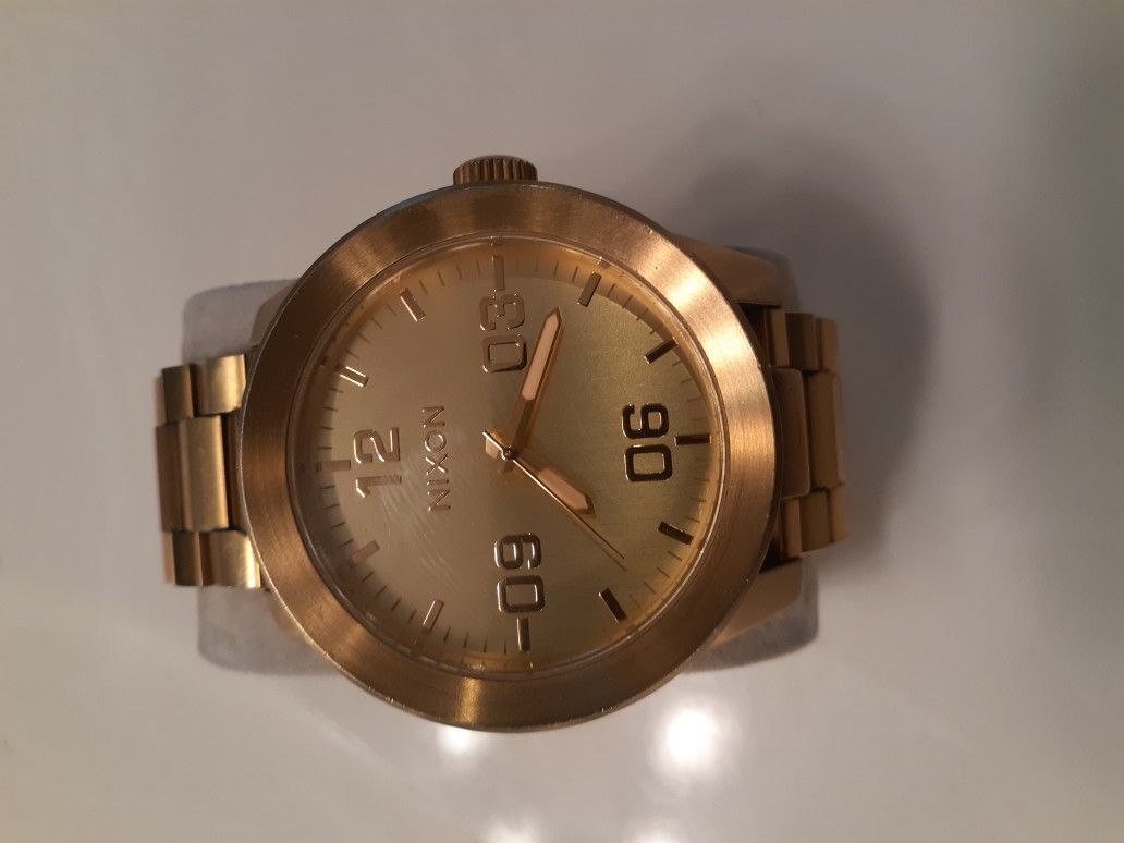Gold NIXON Corporal SS Watch