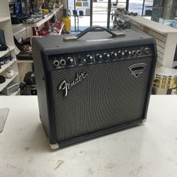 Fender Champion 300