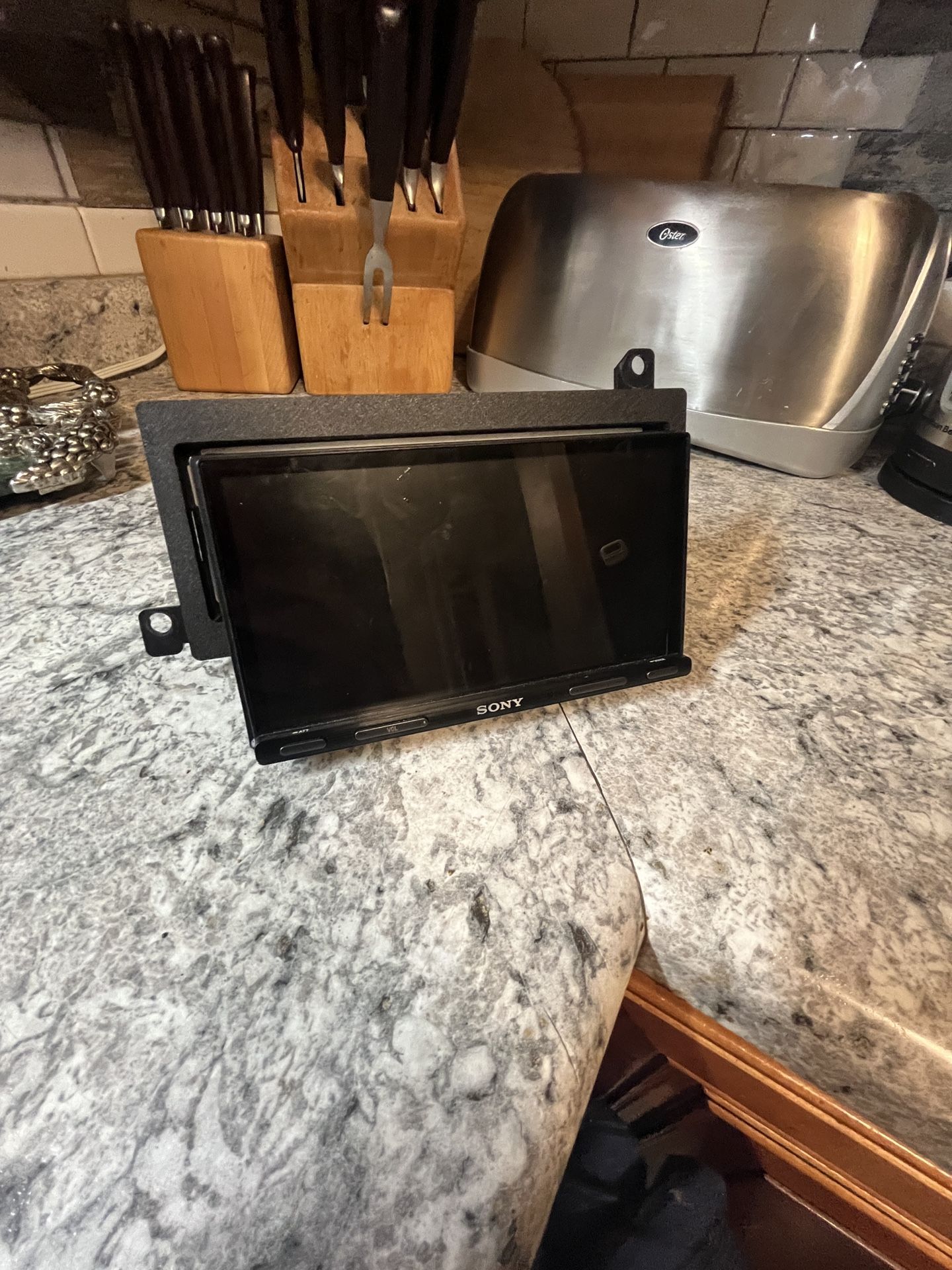 🎵 Sony XAV-AX3200 | 6.95” CarPlay/Android Auto Media Receiver 🚗