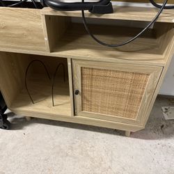 Record Player / Entrance Table 