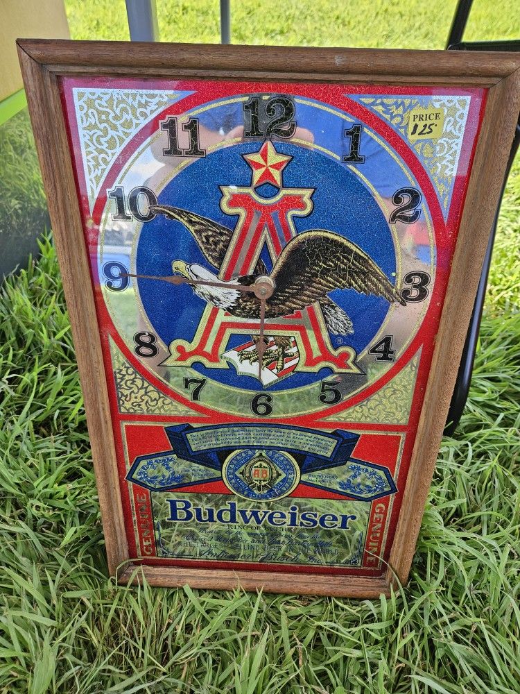 Vintage Budwiser Clock