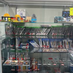 Xbox One & PS4 Games (Merch) MMP