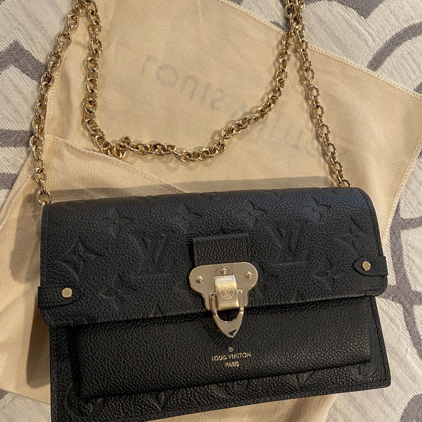 Authentic Louis Vuitton vavin tote for Sale in Salem, OR - OfferUp