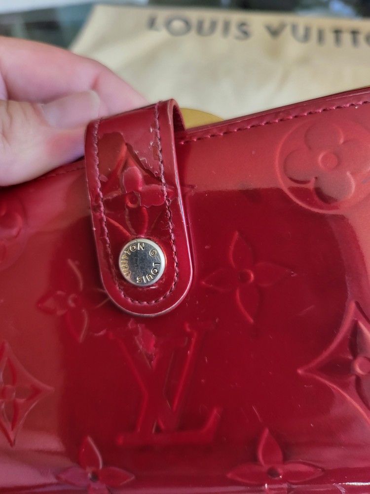 Vintage Red Button Clasp Wallet