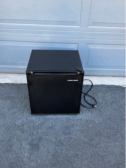 Black & Decker Mini Fridge