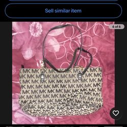 Michael Kors Beige Black Logo Shoulder Bag Gold Hardware Zip Closure