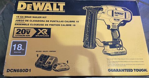Brand New Dewalt 20v 18 GA BRAD NAILER KIT