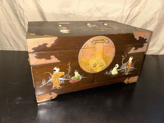 Vintage Mid-Century Chinese Black Lacquer Jewelry Box - Mother of Pearl Inlay & Brass Hardware