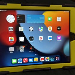 iPad 6th Generation 32GB
