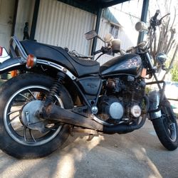 Yamaha 82' XJ650 MAXIM