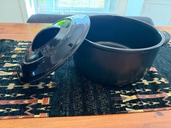 Xtrema 10-quart dutch oven/pot, 100% ceramic, like new