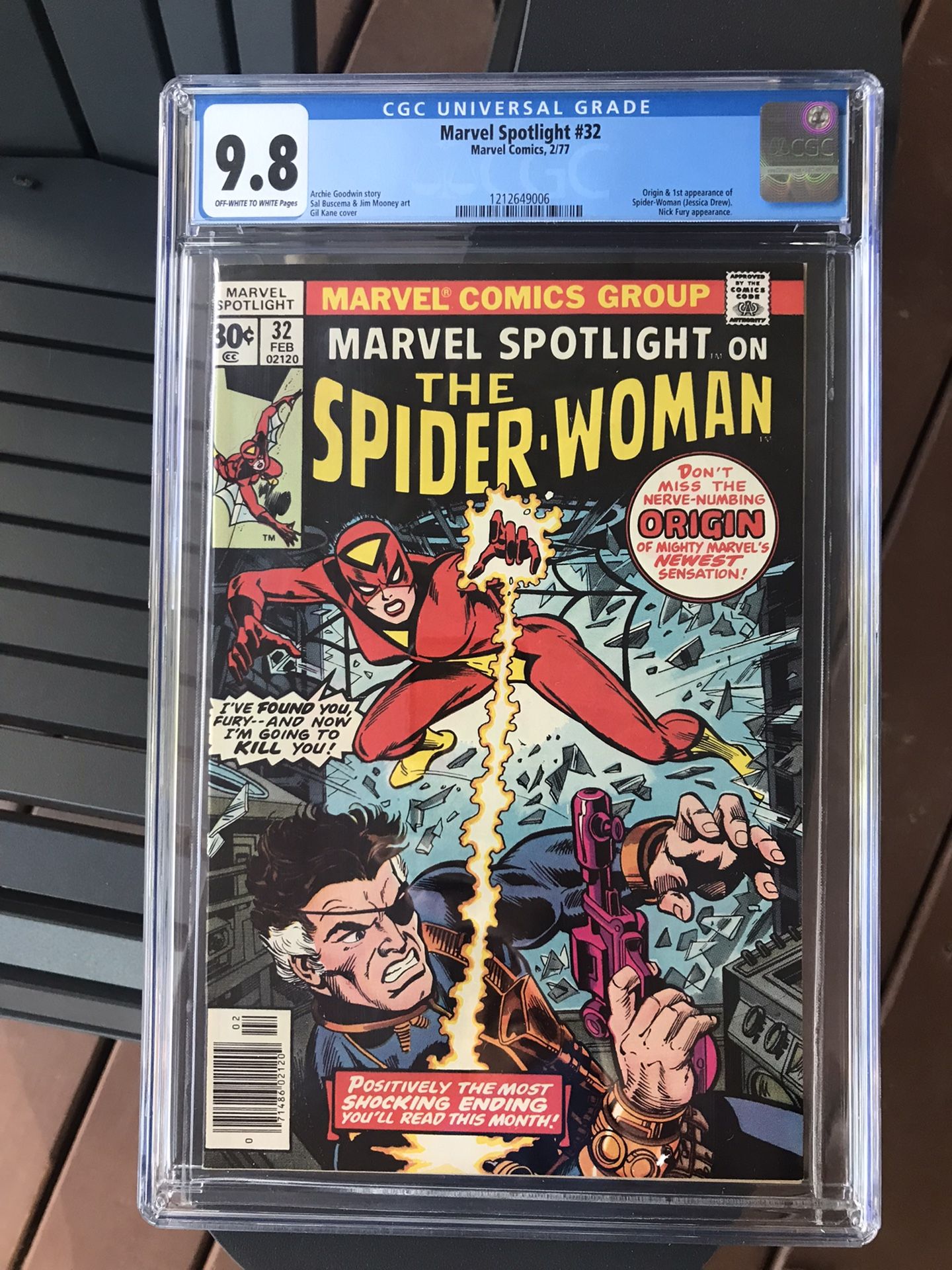Marvel Spotlight #32 (1977) CGC 9.8 — 1st & Origin of Spider-Woman (Jessica Drew)
