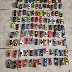 108 Hot  Wheels 