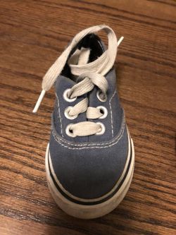 Toddler shoes size 4