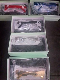 Shades 35$
