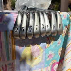 Titleist Irons New Grips 