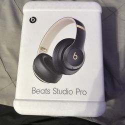 Beats Studio Pro Wireless Noise Cancelling Headphones-Black/Gold (100% Authentic)
