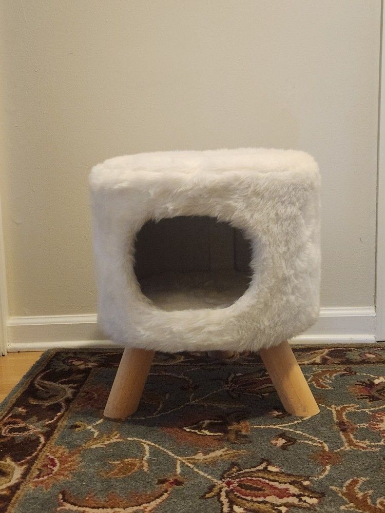 Cat Condo One Level