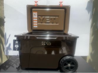 Yeti Cooler Tundra Haul Wheeled NEW Camo Outdoor Sports Camping