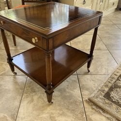Henredon End Table Stand 