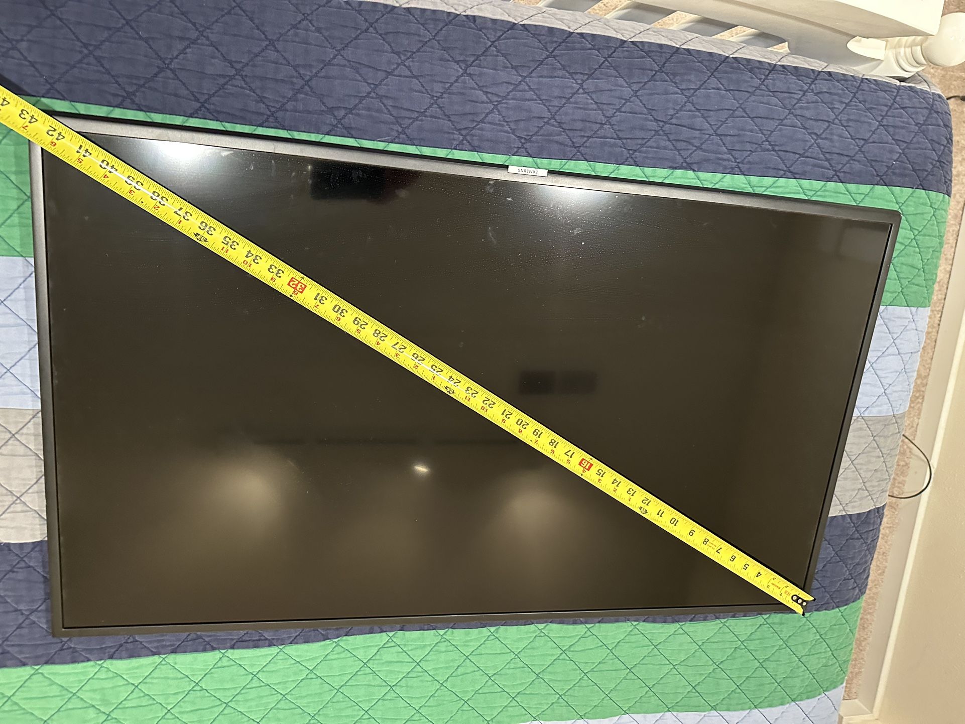 42 Inch Samsung  4K Smart LED TV