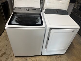 Samsung washer and gas dryer nice set