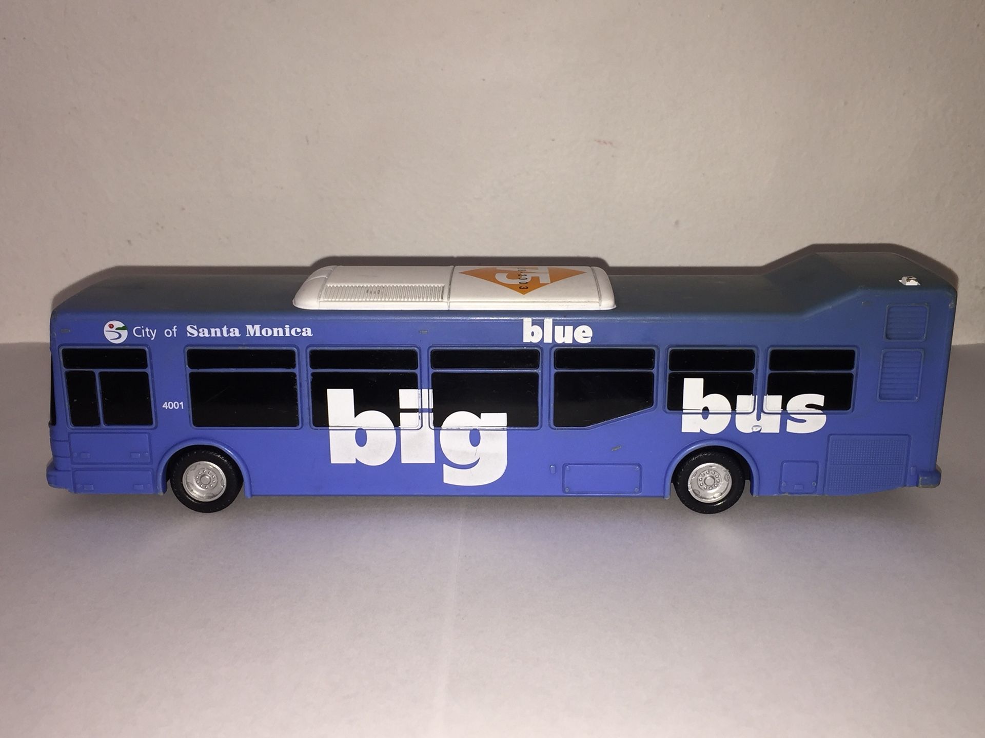 City of Santa Monica Transit "Big Blue Bus" NABI Collectible 10" Plastic Bus