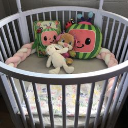 Circular Baby Crib