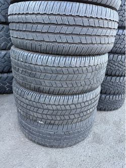 🔆 275 55 R 20 vendo llantas usadas Marca Michelín