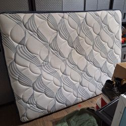 Queen SERTA Mattress