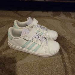 Girls' Adidas Shoes Size 2