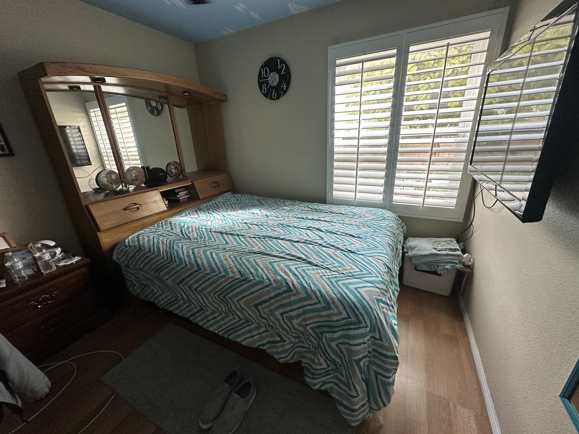 queen size oak bedroom set