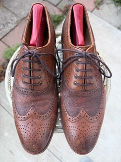 Warfield and grand Oxford wingtip shoes