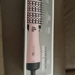 Infiniti Pro All I’m One Compact Oval Dryer Brush