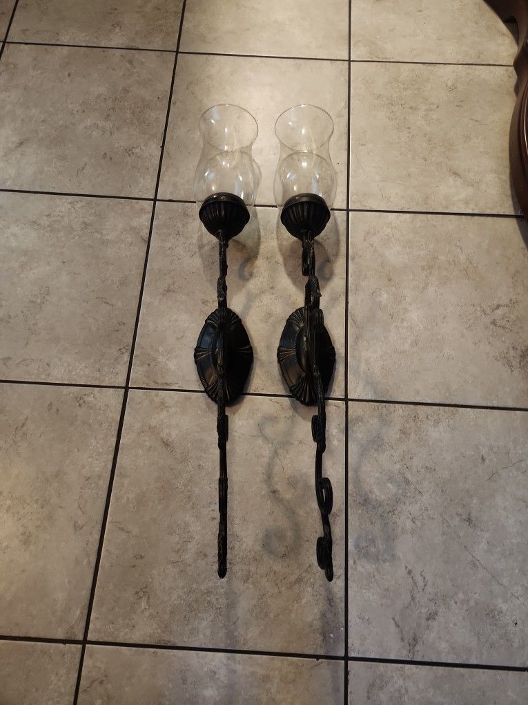 HOME DECOR PAR DE CANDELEROS GRANDES CON COPA MUY ELEGANTES. NO SON HOME INTERIOR