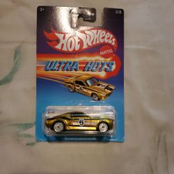 Hot Wheels Ultra Hots 