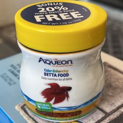 Aqueon Color Enhancing Betta Fish Food
