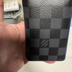 Luis Vuitton Card Holder Authentic 