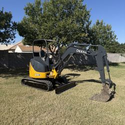 2014 John Deere 27D Mini Excavator 