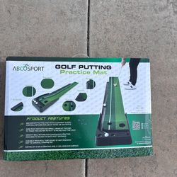 Golf putting mat