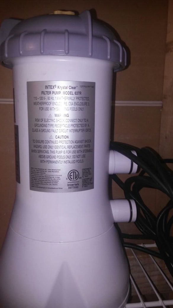Bomba y Filtro de agua para Piscina marca Intex