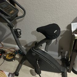 Gold gym, power spin 210U stationary bike