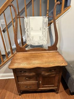 Antique Dry Wash With Towel Bar