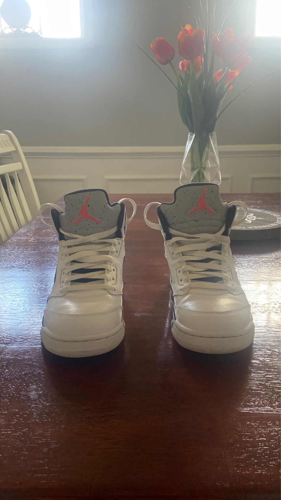 Jordan’s (SIZE 8.5)