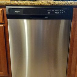Dishwasher Whirlpool Stainless Good Condition