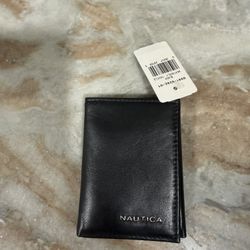 New Men’s Nautica Wallet